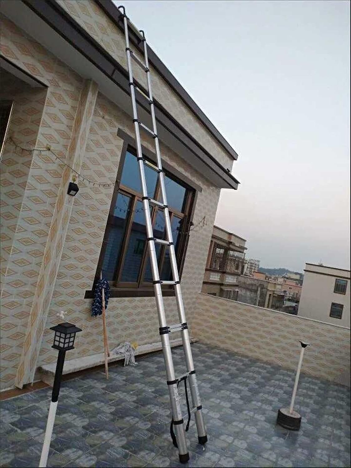Telescopic Aluminum Ladder